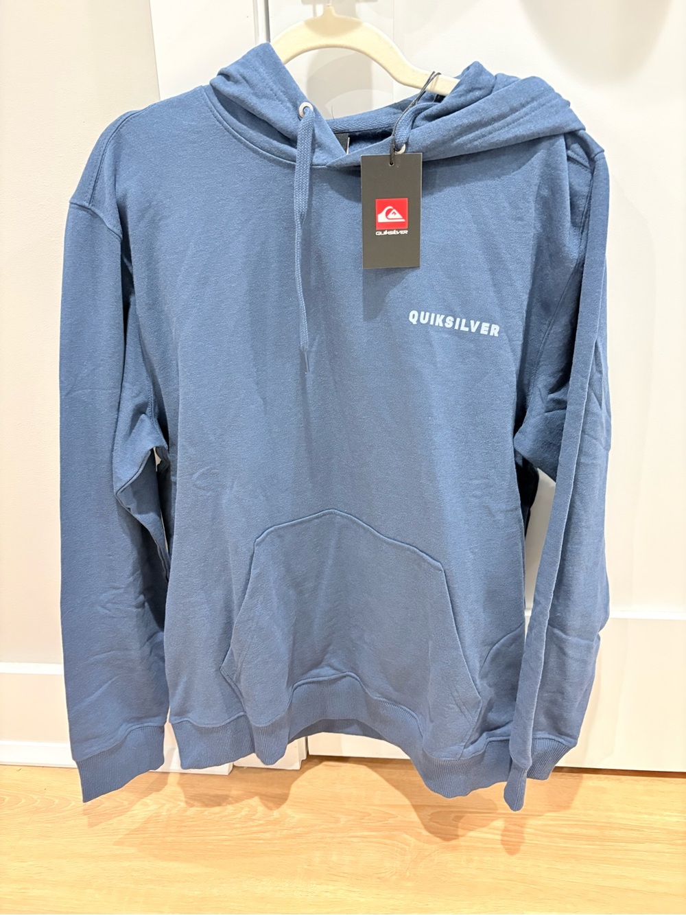 New Quiksilver Men's Pullover Hoodie - LARGE